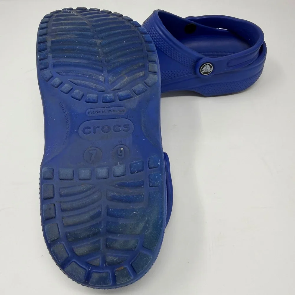 Crocs Classic Clog Shoes Men 7 Women 9 Blue Comfort Slip On Water Beach Sandals